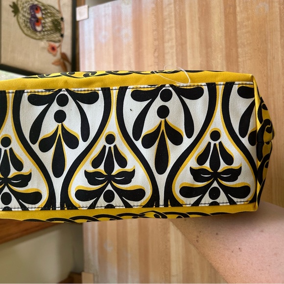 NWOT. Talbots yellow, white, and black, coated cotton tote purse - Picture 3 of 6